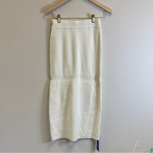 Chouyatou Dresses & Skirts - Chic White Ribbed Pencil Skirt
